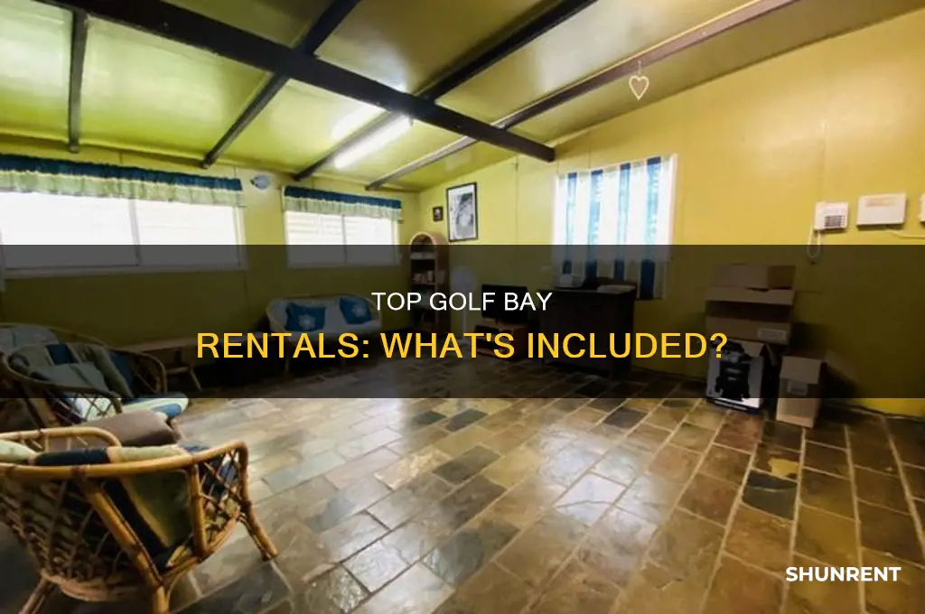 does renting a bay at top golf include games