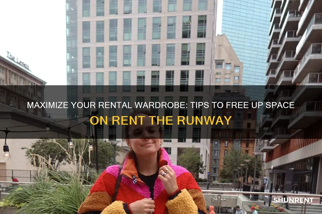 how to free up a spot on rent the runway