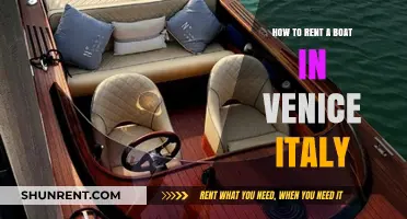 Renting a Boat in Venice: A Beginner's Guide to Navigating the Canals