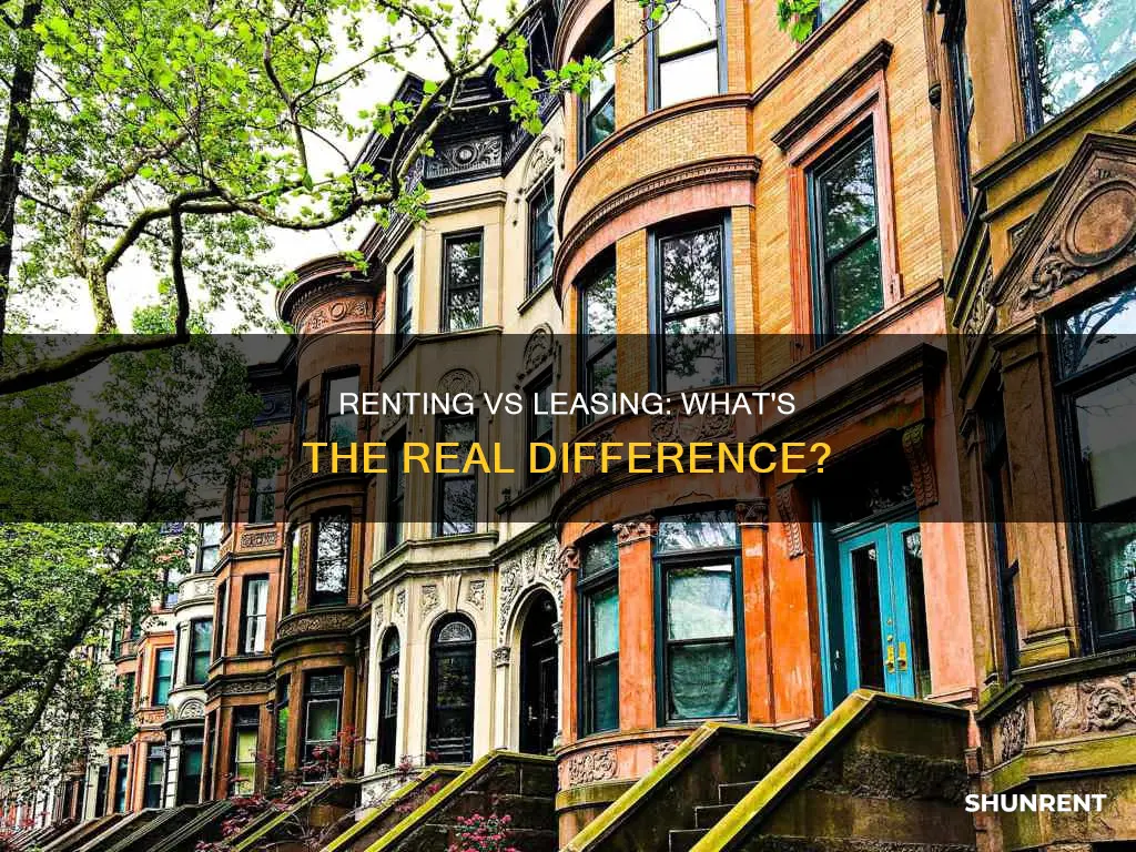 what is the difference between renting and leasing