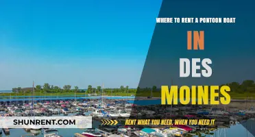 Top Pontoon Boat Rental Spots in Des Moines for Fun Outings